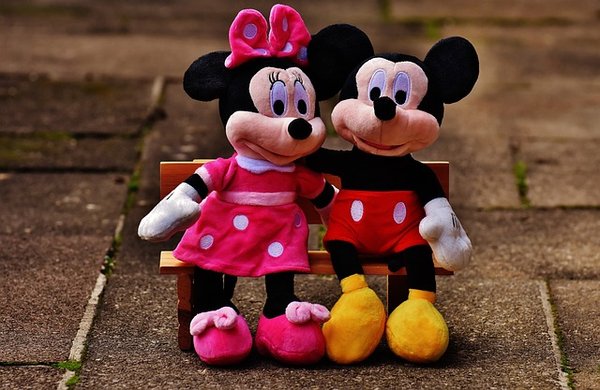 Doudou disney : votre guide pour choisir la peluche parfaite