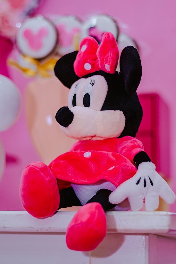 Doudou personnalisé disney : le cadeau magique pour bébé